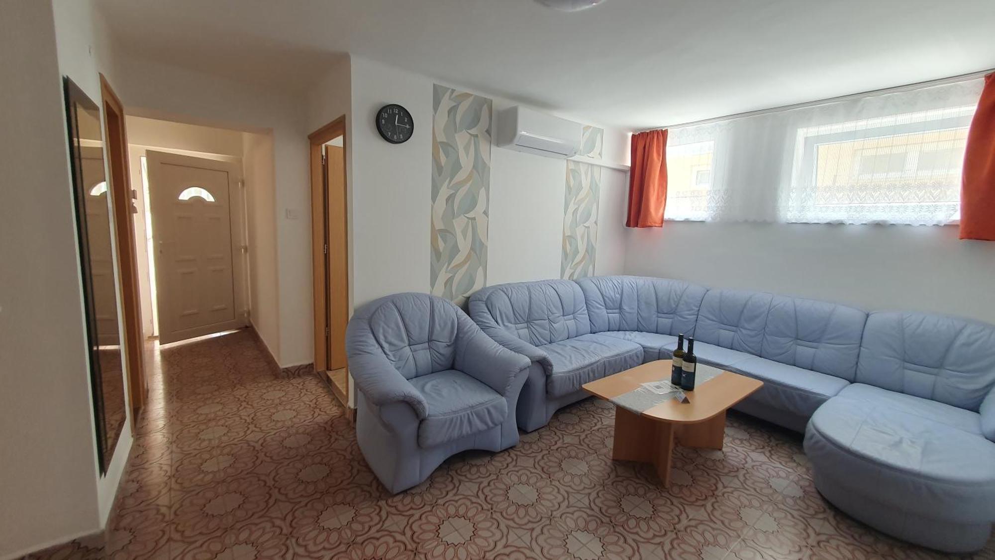 Berbe Apartman Балатонлелле Экстерьер фото