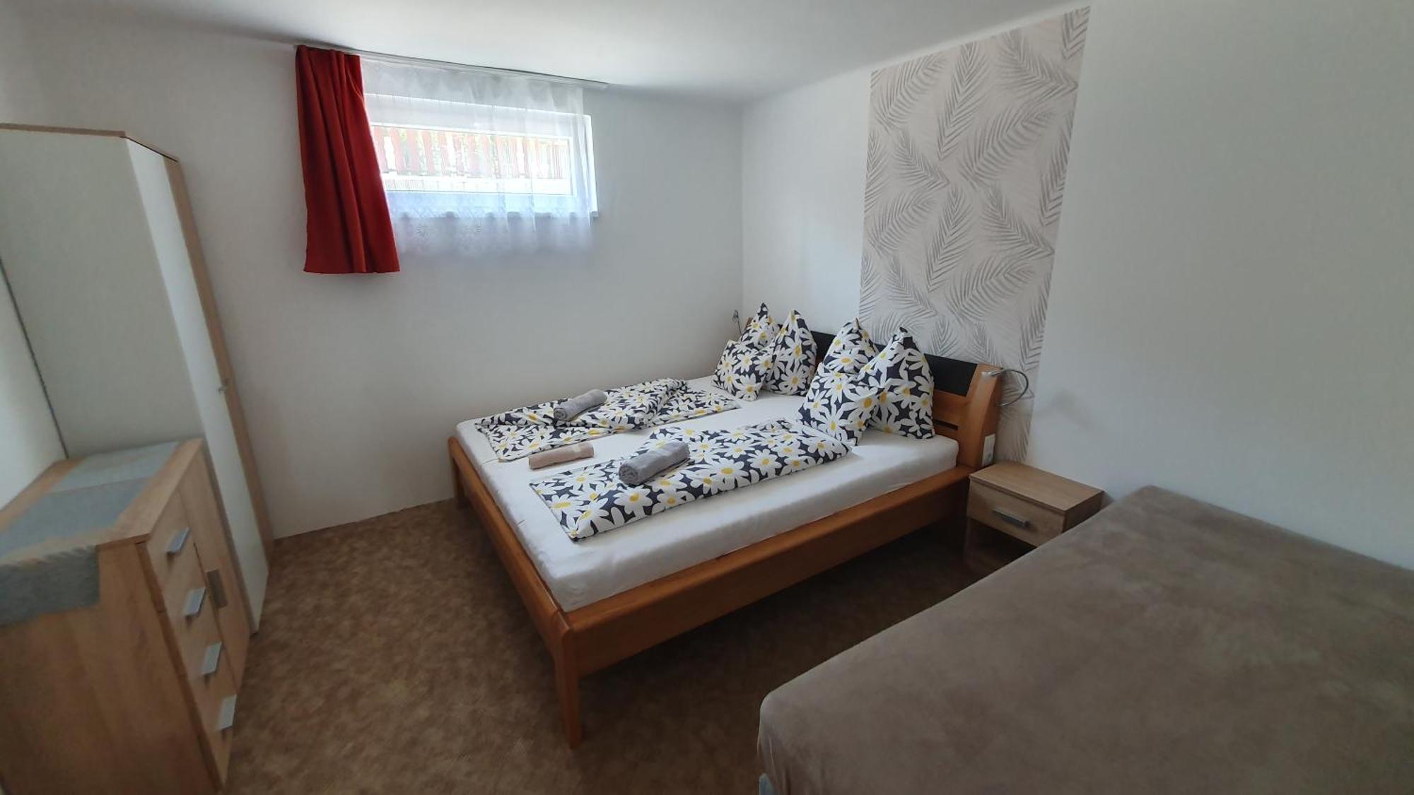 Berbe Apartman Балатонлелле Экстерьер фото